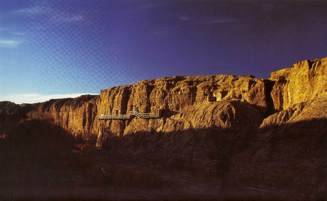 世界名画qq_005.jpg.pdf 第1页